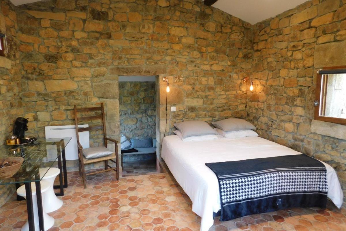 Chambre D'Hotes Les Cerisiers Vesseaux Exterior foto